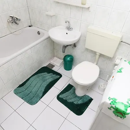 Garden Apartman *