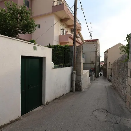 Garden Apartman
